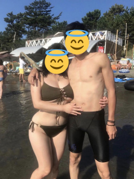 【画像】JKさん、彼氏に大きなお胸を押し付けて勃起させてしまうの画像