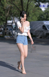 【画像】中国のその辺歩いてる素人女子がガチで美人すぎ＆スタイル良すぎの画像