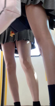 【画像】パンツって見えてしまったらダメだよなの画像