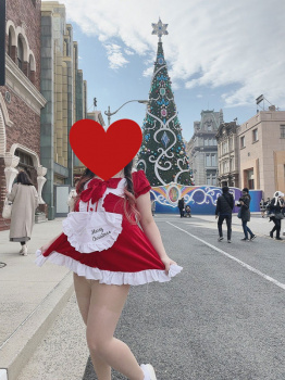 【朗報】USJにえちえちサンタさん現る （画像あり）の画像