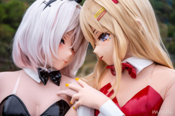 【画像】コスプレイヤーさん、進化を遂げてしまうの画像