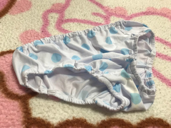 【悲報】ヤフオクで女子中学生のパンツが18,000円で取り引きされてる件についての画像
