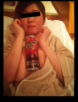 【画像あり】裏垢がバレてハメ撮りが流出してしまったデカ乳輪女子大生ｗｗｗｗｗの画像