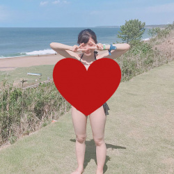 【朗報】インスタ女さん、くっそスケベな水着を付けて公開する(画像あり)の画像