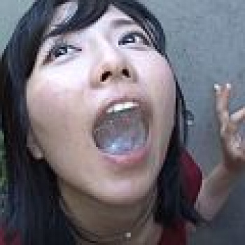 【ザーメン動画レビュー】初めて精子を飲んだ人妻さん、苦くて苦手だけどいっぱい飲んで精子を克服する!あきの【夫に内緒で他人棒SEX「実は主人の精液も飲んだことないんです」30歳すぎて初めての精飲 あきのさん32歳】の画像