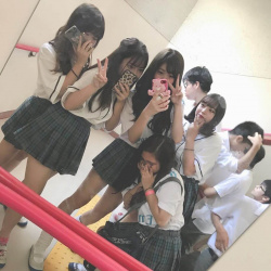 【画像】新栄ＪＫが女子高生の頂点であることを確認するスレの画像