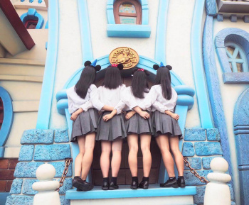【画像】１人１人突きたくなるＪＫちゃんの後ろ姿の画像