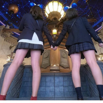 【画像】女子高生のピチピチなふとももエロ過ぎん？の画像