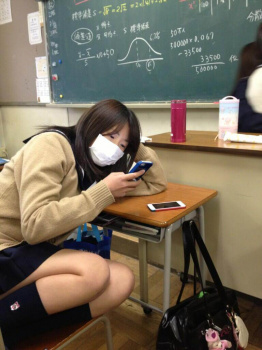 【画像】ＪＫちゃん達が学校で撮った青春写真に胸キュンするよなの画像