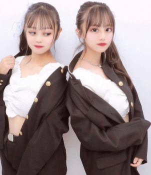【画像】おっぱい強調するサラシ女子高生がプリクラ撮るの流行ってるん？の画像