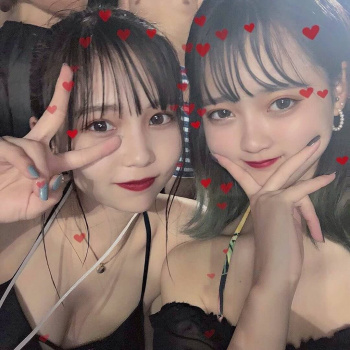 【画像】女子高生さん、夏を満喫してわがまま水着ボディをＳＮＳで晒すｗｗの画像