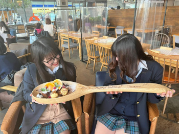 【画像】俺レベルになると青チェ柄だけでチンピクし出す新栄ＪＫ特集の画像