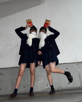 【画像】友達同士で写真を撮ってネットに上げる女子高生さんに感謝の画像