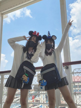 【画像】制服ディズニーＪＫってお前の頃もお馴染みだった？の画像