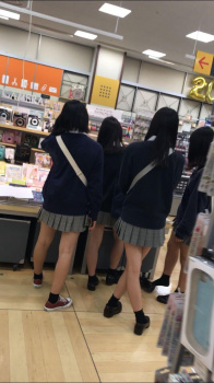 【画像】見かけたら今日も一日頑張れるＪＫちゃんの街撮り写真の画像