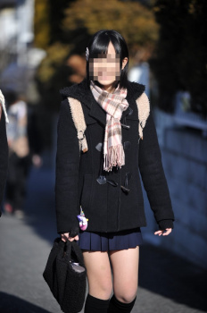 【画像】街で女子高生を見かけると一気に疲れふっとぶよなｗｗの画像