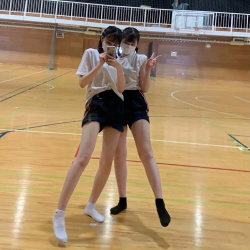 【画像】体操着姿が日本で一番似合うのって女子高生よなｗｗの画像