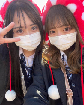 【画像】自分の得意な角度で友達と自撮りするＪＫちゃんがカワオの画像