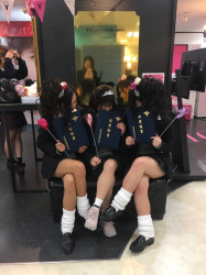 【画像】卒業式まではドスケベ制服JKだったあの子たちはどうなったんだろう・・・の画像