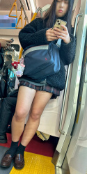 【画像】赤チェの城郷JKの制服姿もたまらんのですよの画像