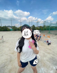 【画像】体育祭で汗が染み込んだ女子高生の体操着の匂いたまらんかったよなwwの画像