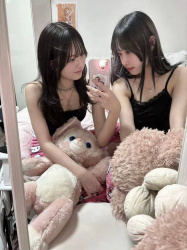 【画像】女子高生の私服姿もまた一味違って良いんよなぁの画像