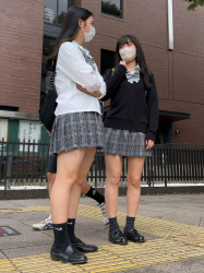 【画像】女子高生が居ることに感謝な街撮り制服ＪＫの画像