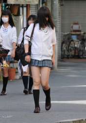 【画像】街を見れば女子高生が居るってすばらしいことだの画像