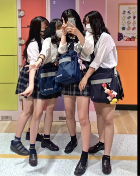 【画像】こんないっぱいの制服ＪＫに囲まれたらヤバイだろうな～の画像