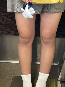 【画像】制服ＪＫのミニスカふとももとかいう至高のジャンルの画像