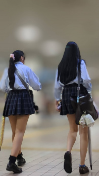 【画像】おほ～こりゃ隙見てぶっかけたくる後ろ姿女子高生の画像