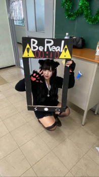 【画像】陽キャは文化祭で女子高生とイチャイチャしやがってたよなの画像