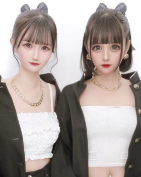 【画像】女子高生が学ランプリ撮ったあとの学ラン、めっちゃ良い匂いしそうの画像