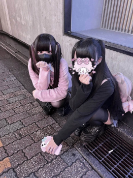 【画像】おまえらこういう地雷系の女子高生って好きじゃないの？の画像