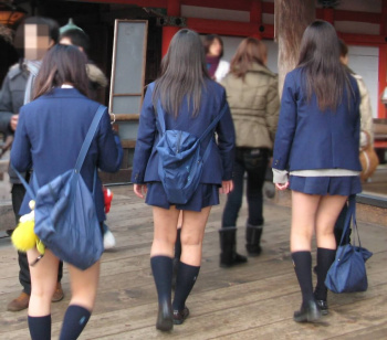 【画像】同じタイミングで修学旅行中の他校ＪＫナンパしたりしたよなｗｗの画像