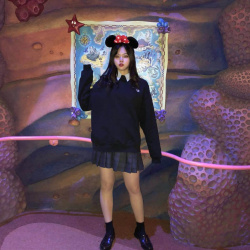 【画像】間違ってＪＫミニーに抱き着いてもテヘっ♡で済みそうだよなｗｗの画像