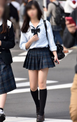 【画像】通勤するなら通学ＪＫと遭遇できるルートに住みたいよなｗｗの画像