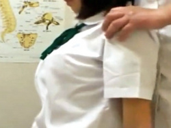 〝美少女/悪徳マッサージ〟可愛いショートカット娘が若いカラダをいじいじ、されるがままに///の画像