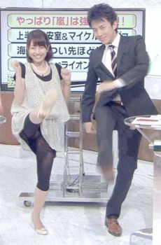 女子アナのいろいろなパンティ　２３１１２２の画像