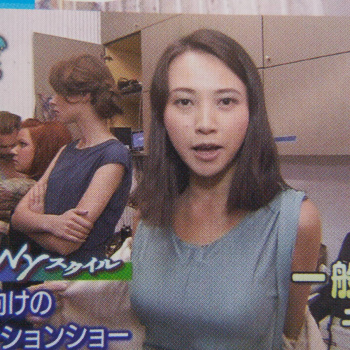 島津有理子の浮き出る乳首　２４１０１５の画像