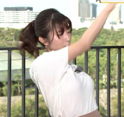 佐藤佳奈のエロエロなおっぱいの形　２６０３１２の画像