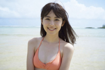 久慈暁子のエロエロなおっぱいの形　２６０７０８の画像
