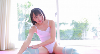 天羽成美のレオタードから透ける乳首の画像
