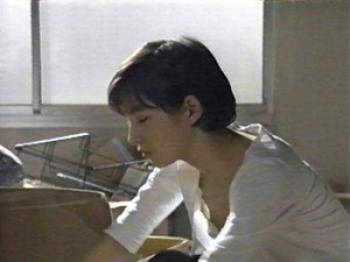 広末涼子のかがんで見える乳首　２２０７０８の画像