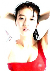今田美桜のエッチに透ける乳首　２２０８２４の画像