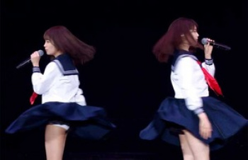 秋元真夏さんダンスで生パンティが見えてしまう　２２０８３１の画像
