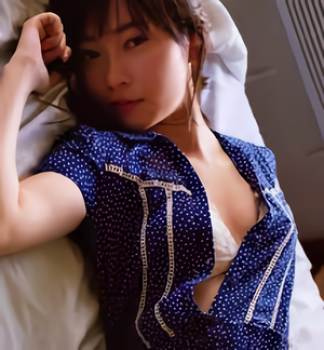 指原莉乃「乳首はみ出てるじゃないですか」の画像