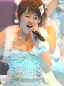 川栄李奈のエッチにはみ出る乳首　２３０７１４の画像