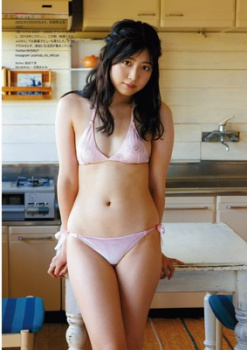 吉田莉桜の透ける乳首　２５０２０４の画像