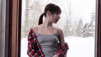 石田亜佑美のポチる乳首　２５０４２８の画像